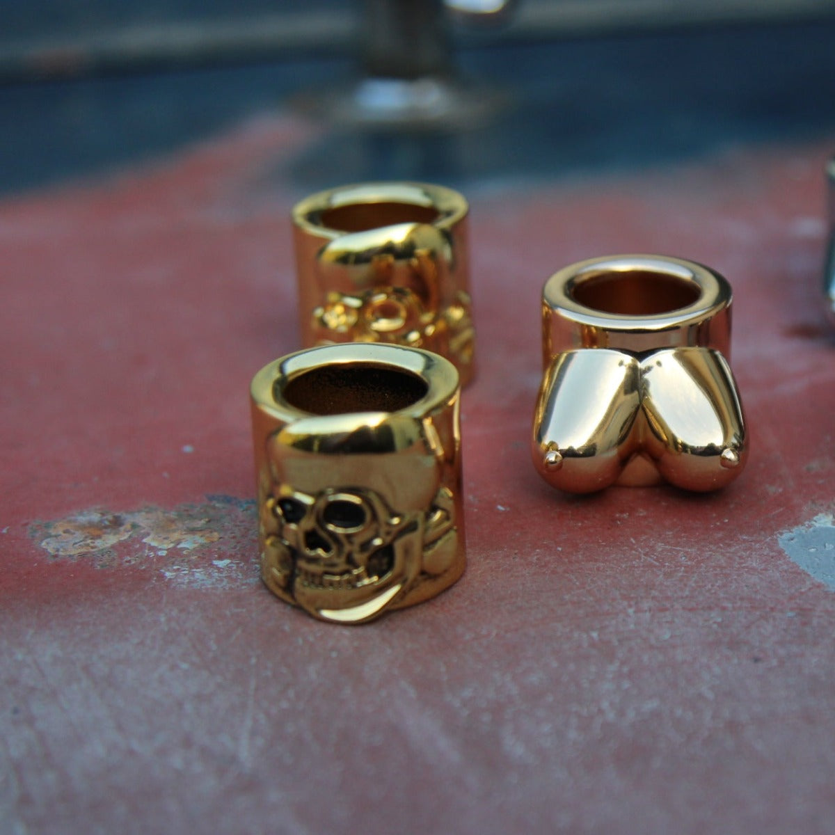 1 Single Hand Painted Gold Skull Collar